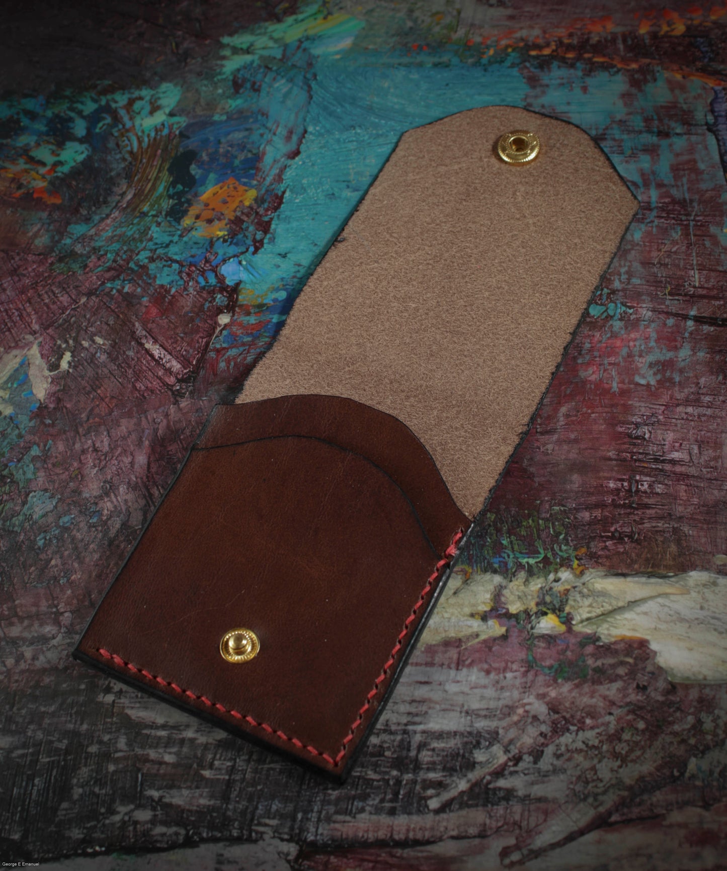 A Great Verticle Snap Flap Verticle Minimalist Wallet from GEH